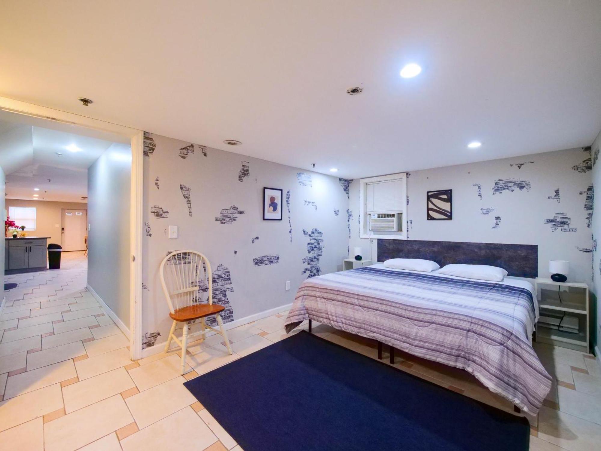 Mins To Nyc Spacious 2 Bedroom *